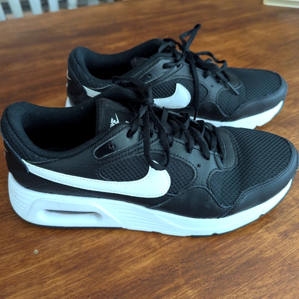 Women's Nike Air Max SC Size 8.5